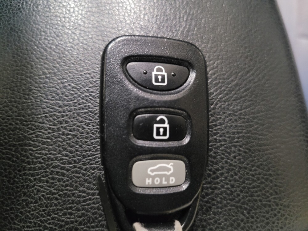 2016 Hyundai Elantra in Glen Burnie, MD 21061 - 18139624 32