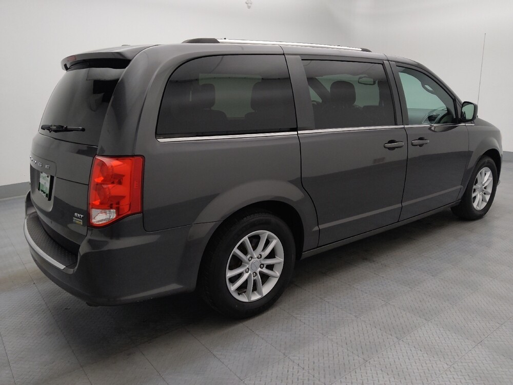 2019 Dodge Grand Caravan in St. Louis, MO 63136 - 18139634 10