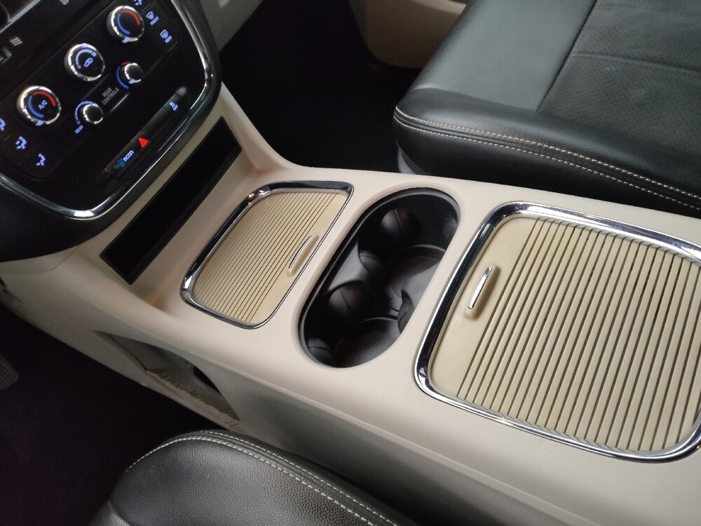2019 Dodge Grand Caravan in St. Louis, MO 63136 - 18139634 26