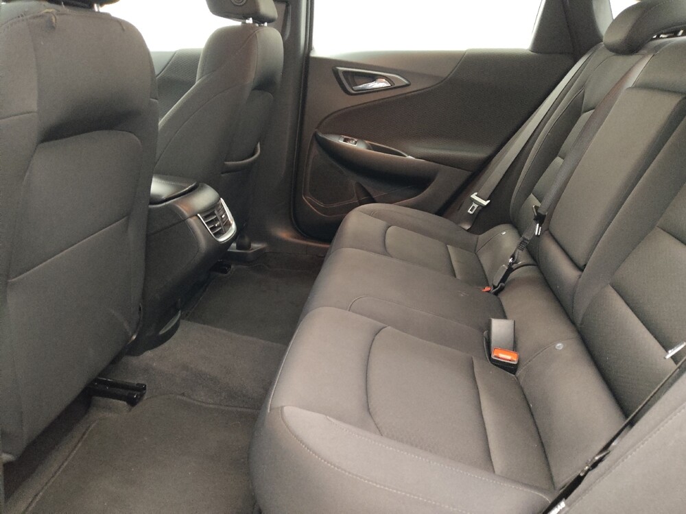 2023 Chevrolet Malibu in Topeka, KS 66611 - 18139635 18