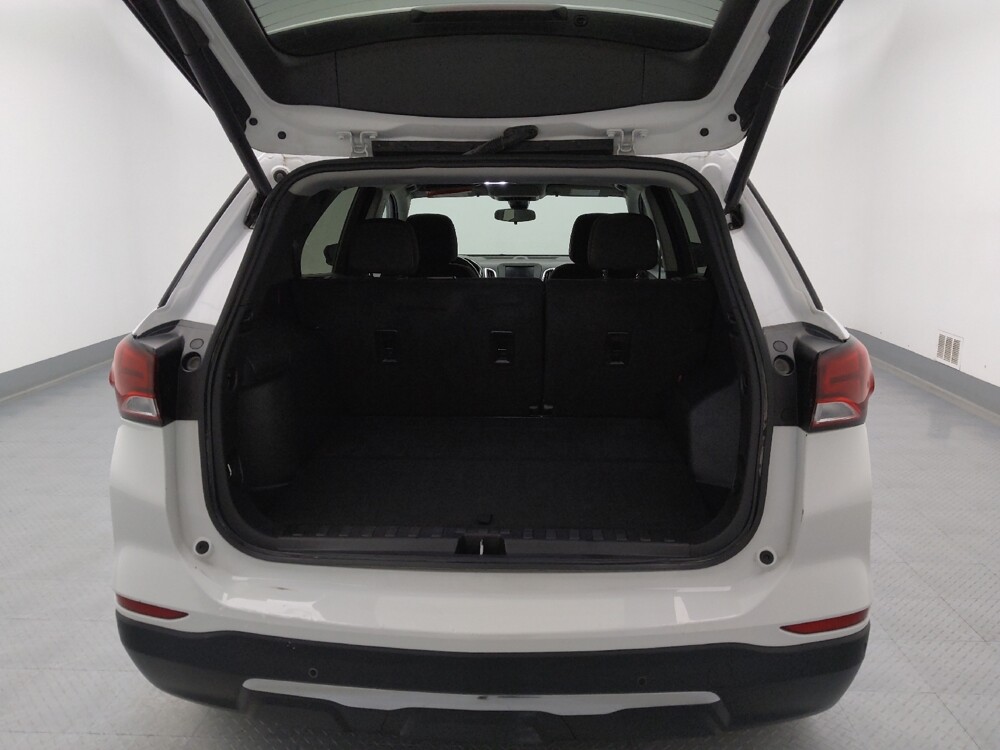 2024 Chevrolet Equinox in St. Louis, MO 63136 - 18139636 29