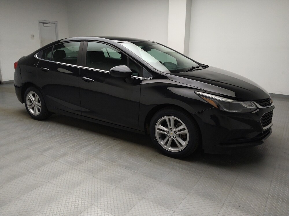 2018 Chevrolet Cruze in Taylor, MI 48180 - 18139641 11