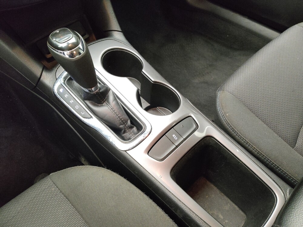 2018 Chevrolet Cruze in Taylor, MI 48180 - 18139641 26
