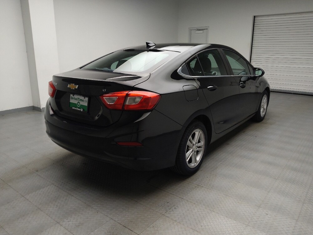 2018 Chevrolet Cruze in Taylor, MI 48180 - 18139641 9
