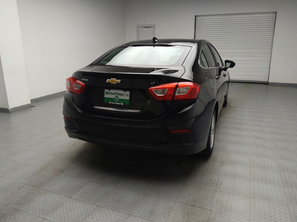 2018 Chevrolet Cruze in Taylor, MI 48180 - 18139641 7