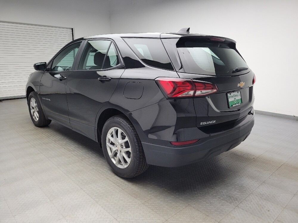 2024 Chevrolet Equinox in Eastpointe, MI 48021 - 18139642 5
