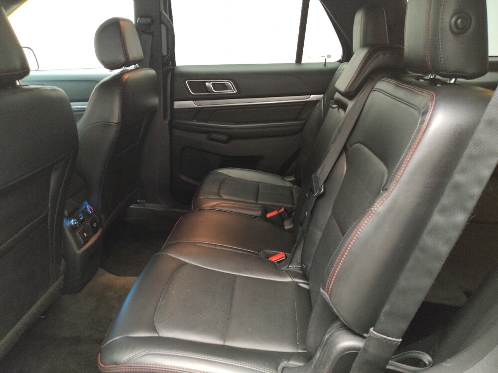 2016 Ford Explorer in Eastpointe, MI 48021 - 18139644 18