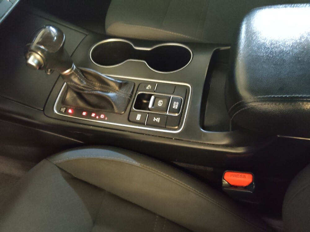 2017 Kia Sorento in Salem, VA 24153 - 18139647 26