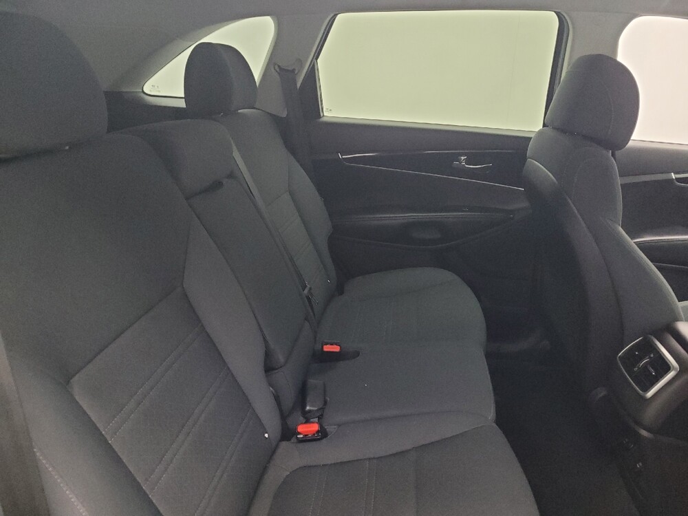 2017 Kia Sorento in Salem, VA 24153 - 18139647 19