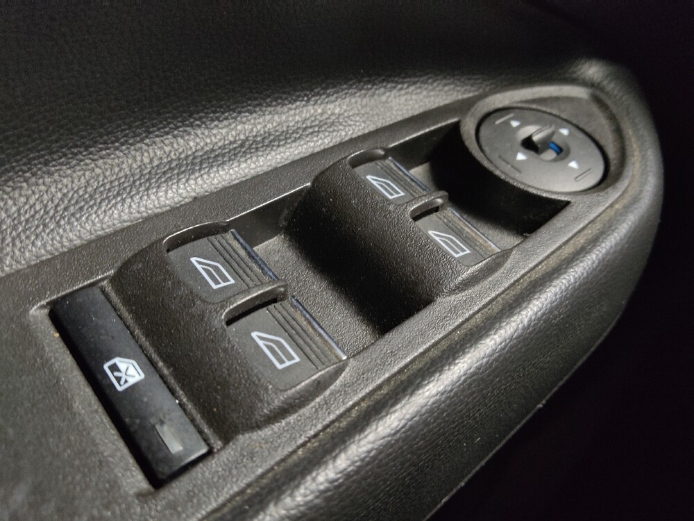 2019 Ford Escape in Greenville, SC 29607 - 18139648 27