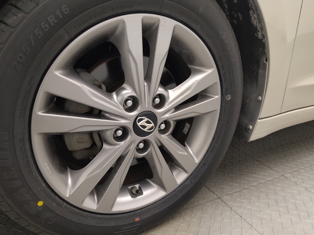 2018 Hyundai Elantra in Savannah, GA 31419 - 18139651 31