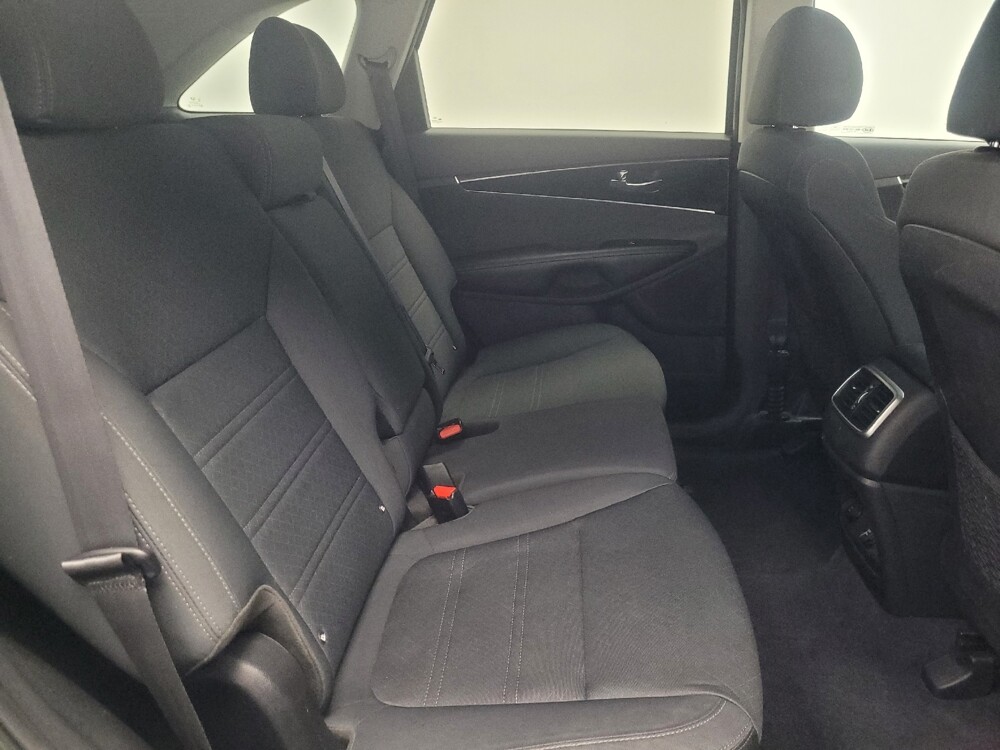 2020 Kia Sorento in Mishawaka, IN 46545 - 18139668 19