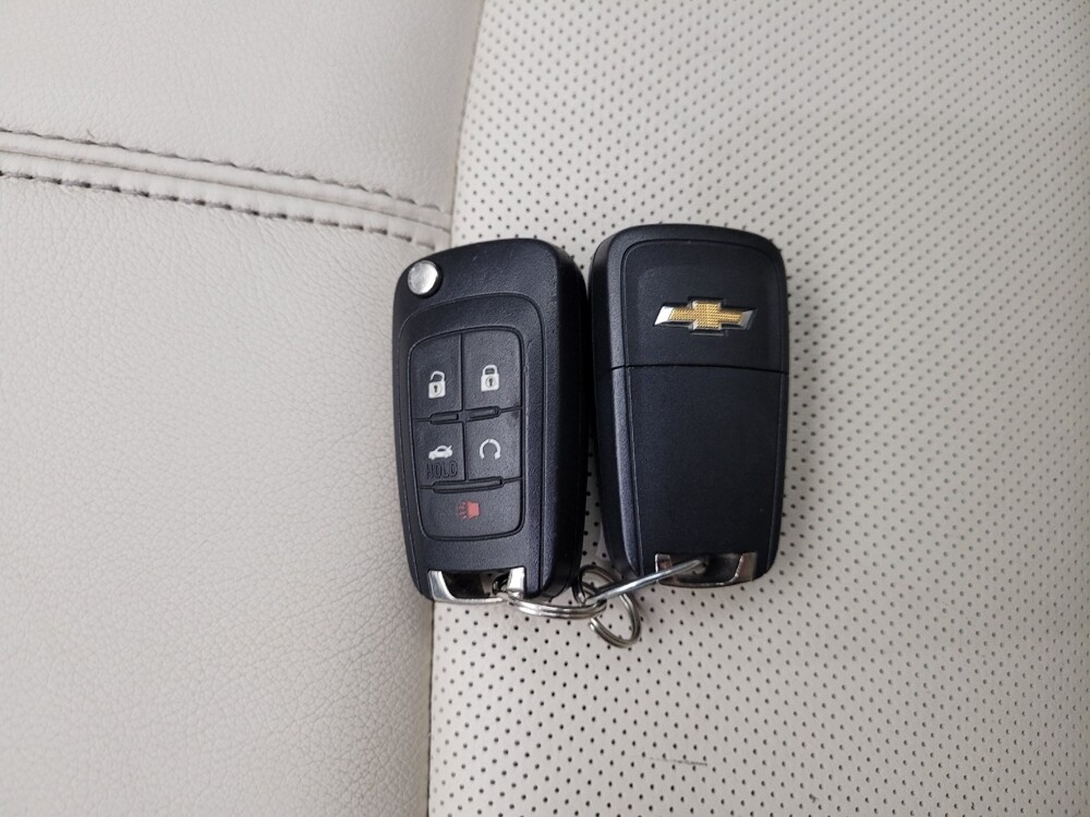 2019 Chevrolet Impala in Grand Rapids, MI 49508 - 18139674 32