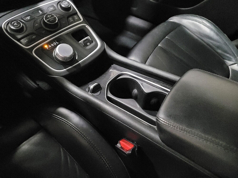 2015 Chrysler 200 in Temple Hills, MD 20746 - 18139675 26