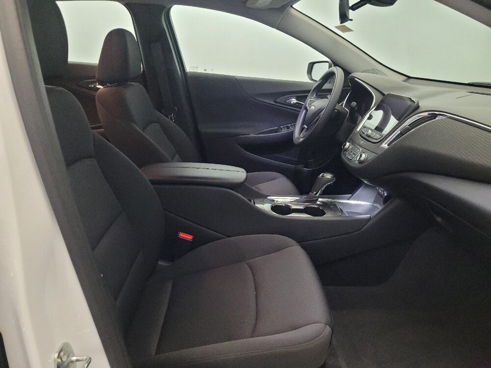 2019 Chevrolet Malibu in Temple Hills, MD 20746 - 18139684 21