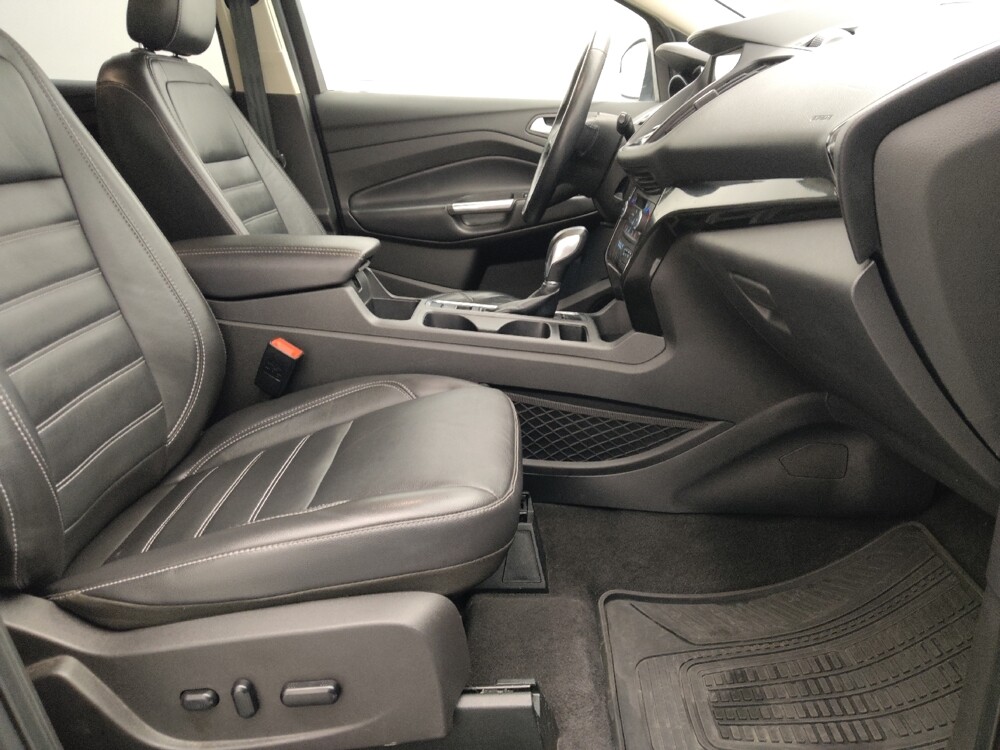 2019 Ford Escape in Topeka, KS 66611 - 18139686 21