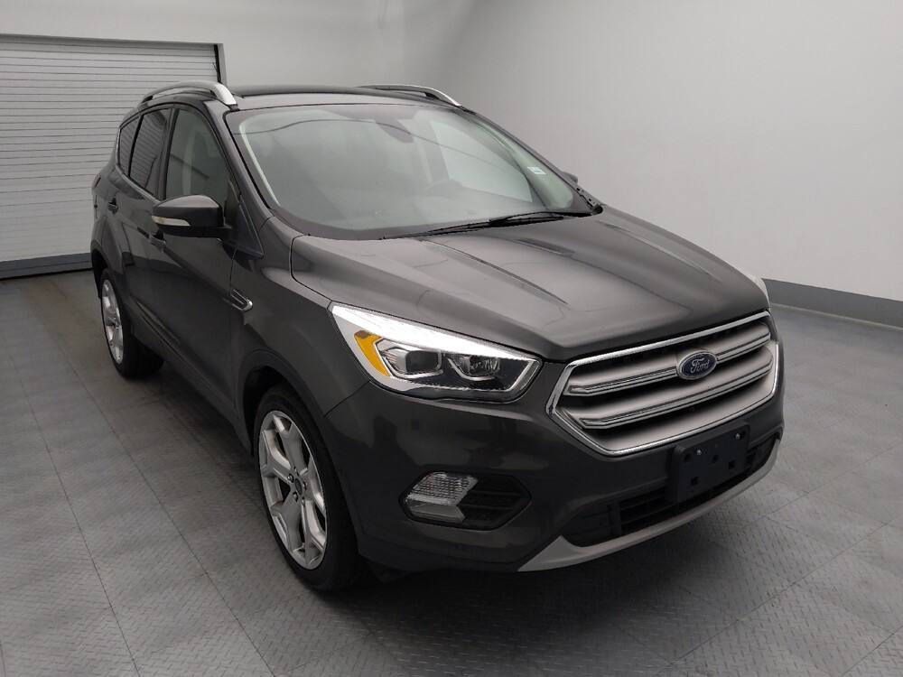 2019 Ford Escape in Topeka, KS 66611 - 18139686 13