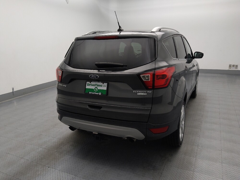 2019 Ford Escape in Topeka, KS 66611 - 18139686 7