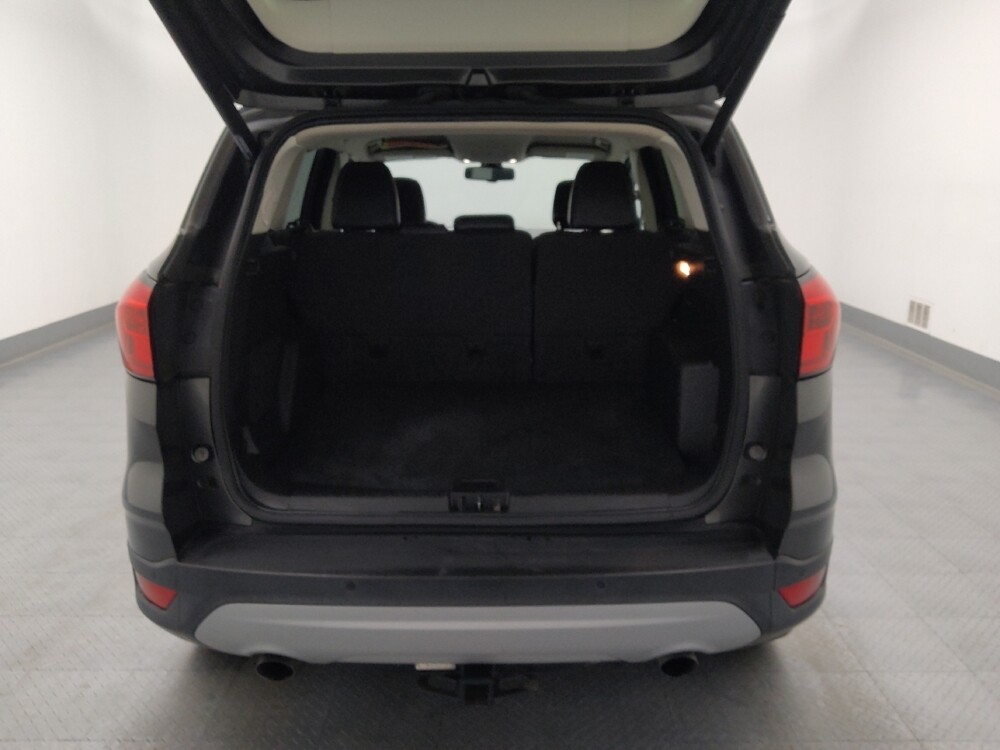2019 Ford Escape in Topeka, KS 66611 - 18139686 29