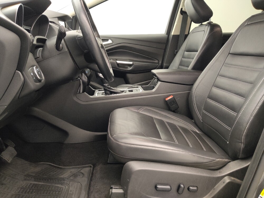2019 Ford Escape in Topeka, KS 66611 - 18139686 17