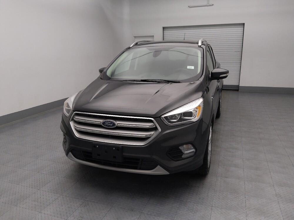 2019 Ford Escape in Topeka, KS 66611 - 18139686 15