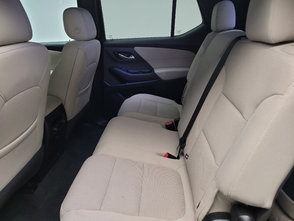 2022 Chevrolet Traverse in Eastpointe, MI 48021 - 18139691 18