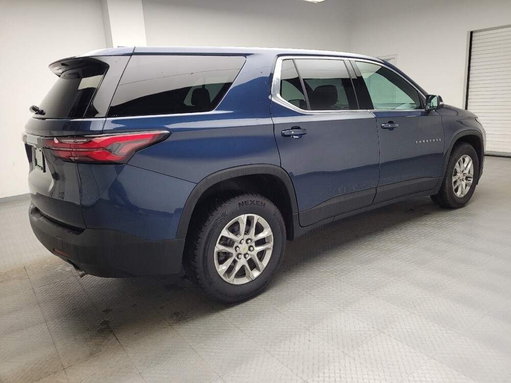 2022 Chevrolet Traverse in Eastpointe, MI 48021 - 18139691 10