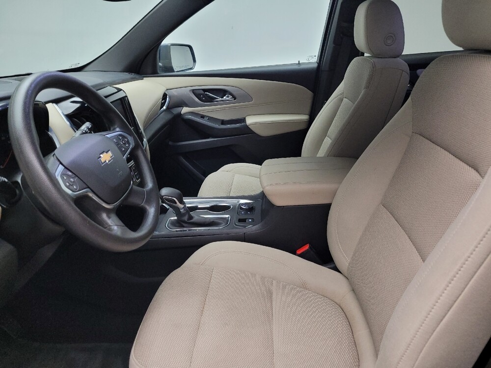 2022 Chevrolet Traverse in Eastpointe, MI 48021 - 18139691 17