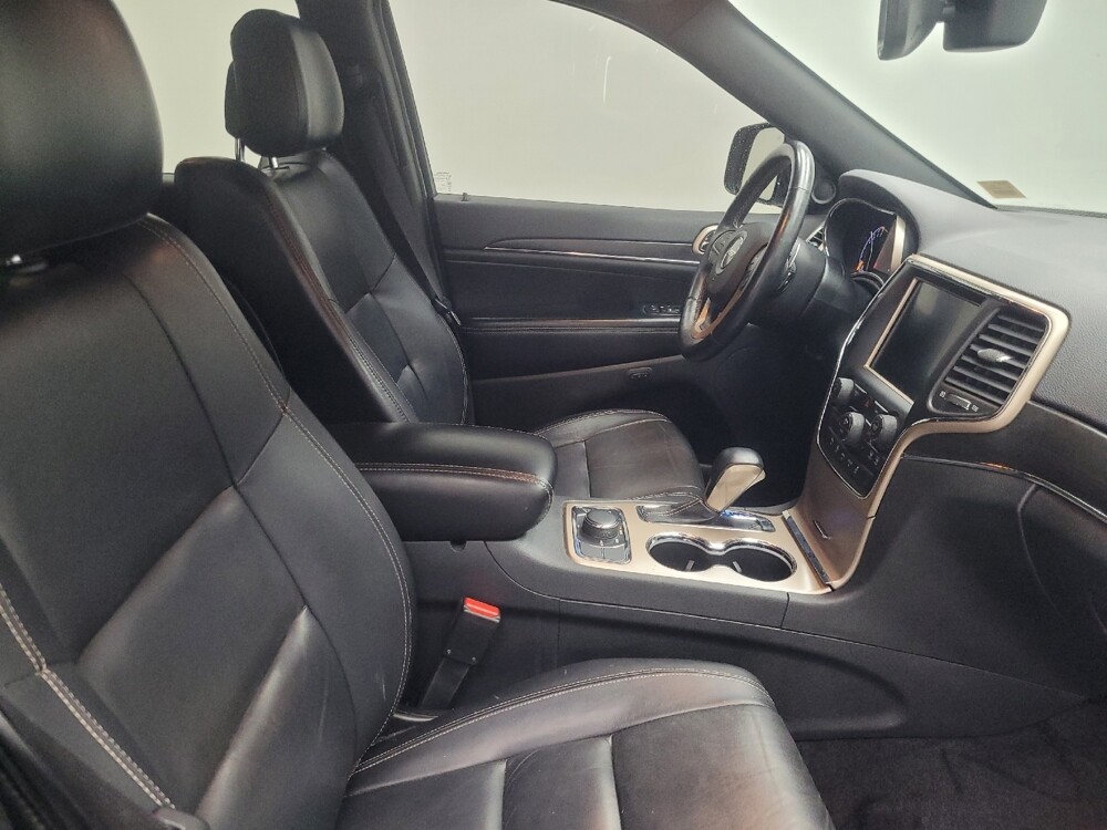2017 Jeep Grand Cherokee in Indianapolis, IN 46222 - 18139692 21