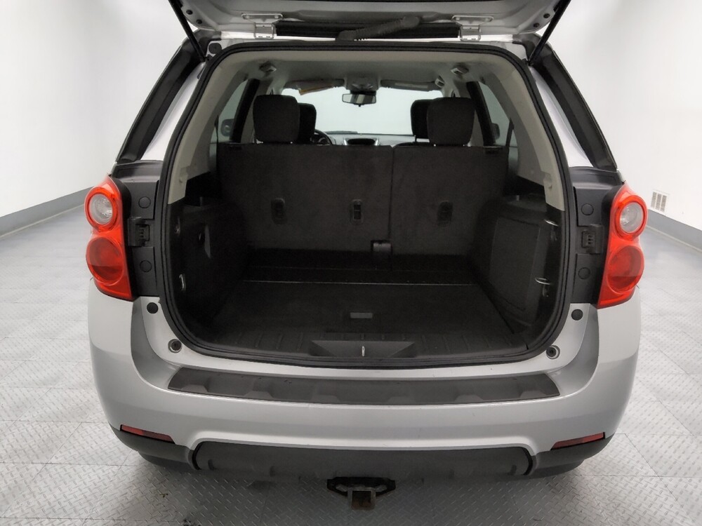 2015 Chevrolet Equinox in St. Louis, MO 63136 - 18139705 29