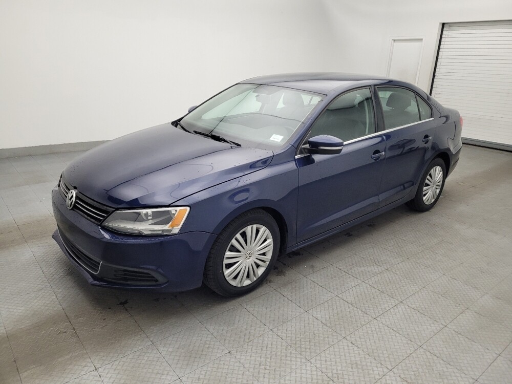 2013 Volkswagen Jetta in Winston-Salem, NC 27103 - 18139706 2