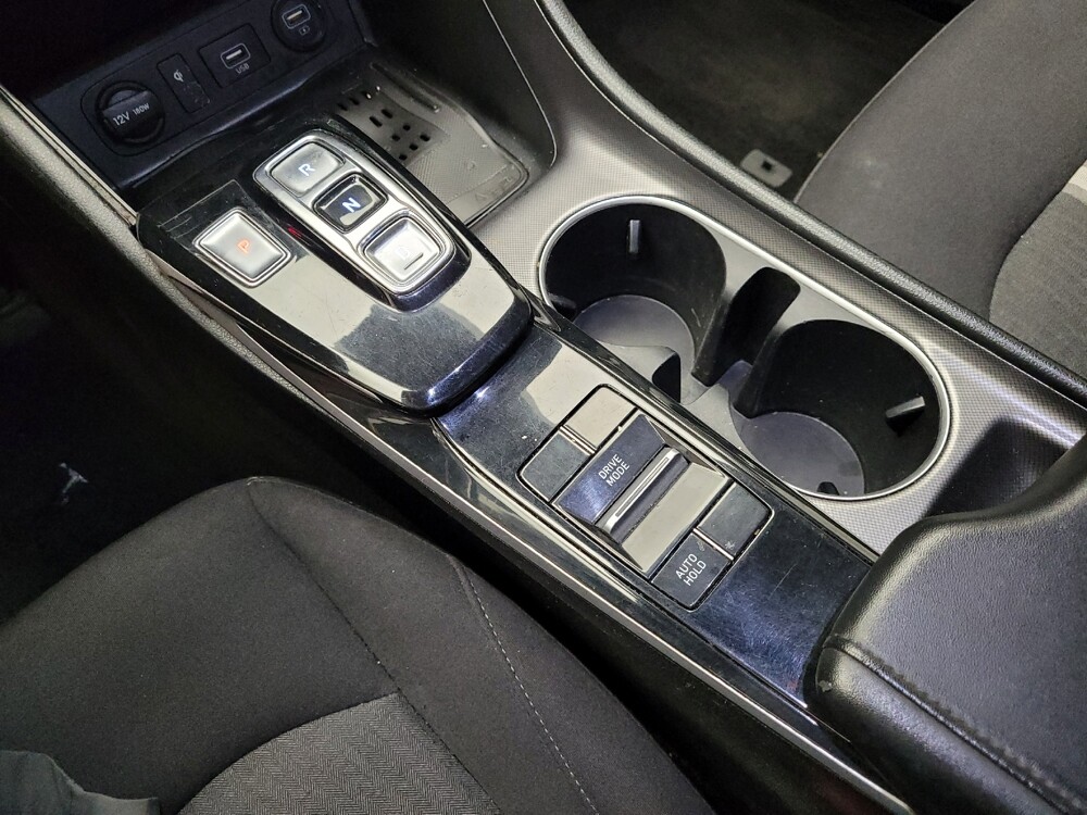 2022 Hyundai Sonata in Eastpointe, MI 48021 - 18139711 26