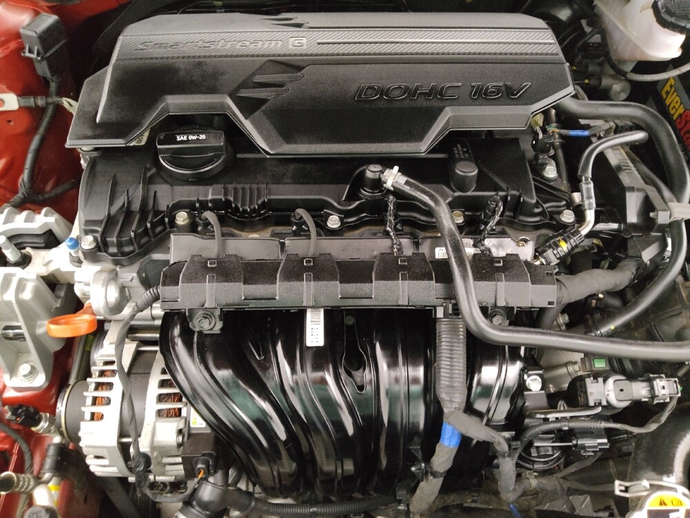 2021 Hyundai Elantra in Denver, CO 80012 - 18139712 30