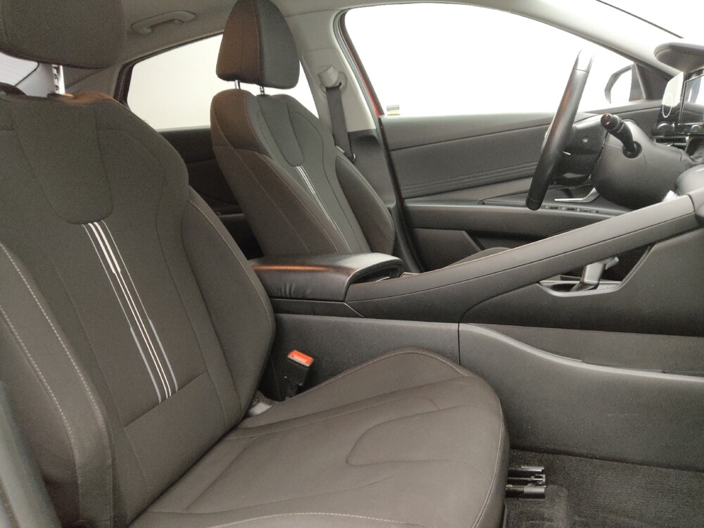 2021 Hyundai Elantra in Denver, CO 80012 - 18139712 21