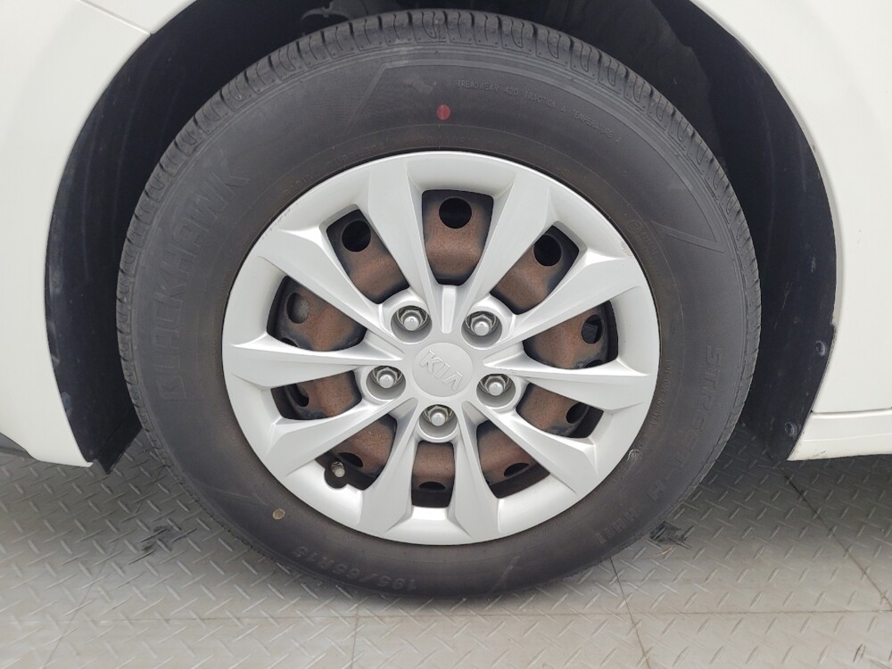 2019 Kia Forte in Charlotte, NC 28213 - 18139713 31