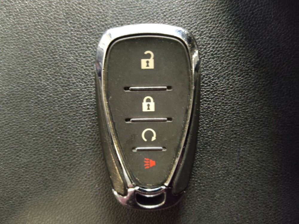 2022 Chevrolet Equinox in Greensboro, NC 27407 - 18139730 32