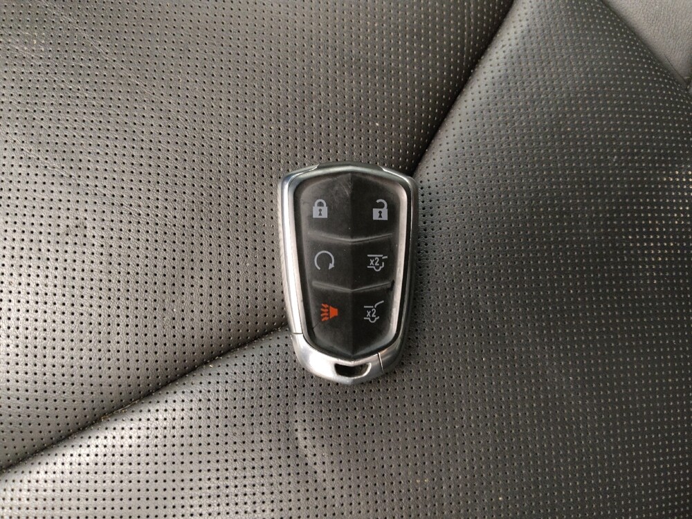 2018 Cadillac Escalade in Topeka, KS 66611 - 18139743 32