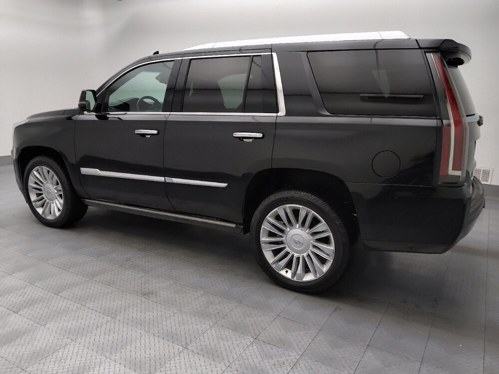 2018 Cadillac Escalade in Topeka, KS 66611 - 18139743 3