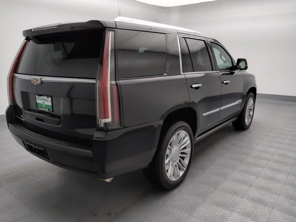 2018 Cadillac Escalade in Topeka, KS 66611 - 18139743 9