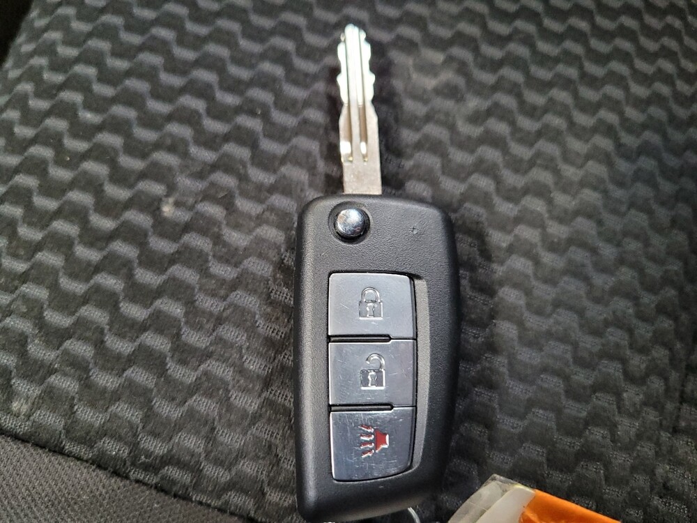 2019 Nissan Rogue Sport in Sacramento, CA 95821 - 18139746 32