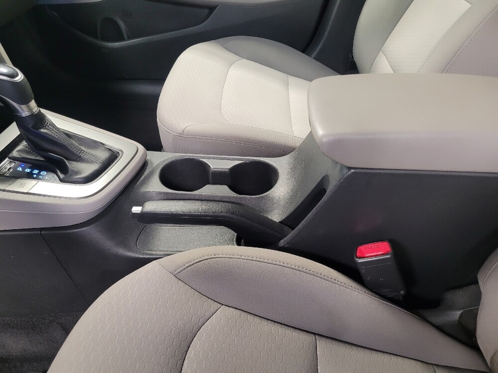 2020 Hyundai Elantra in Metairie, LA 70006 - 18139748 26