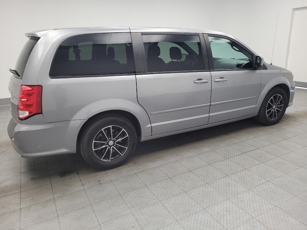 2016 Dodge Grand Caravan in Madison, TN 37115 - 18139752 10