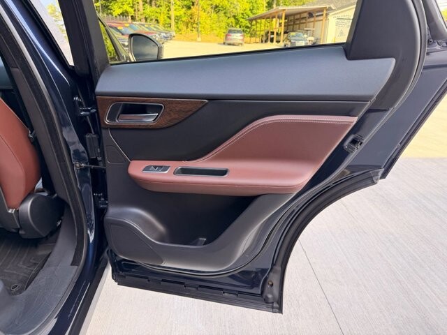 2018 Jaguar F-PACE in Knoxville, TN 37920 - 18139761 10