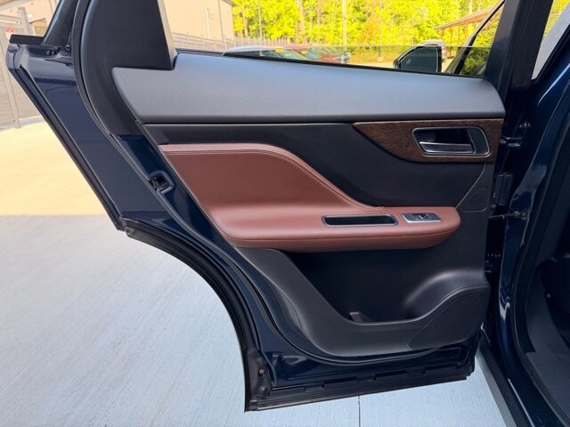 2018 Jaguar F-PACE in Knoxville, TN 37920 - 18139761 8