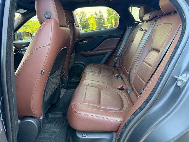 2018 Jaguar F-PACE in Knoxville, TN 37920 - 18139761 14