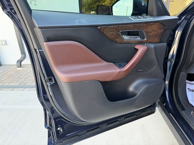 2018 Jaguar F-PACE in Knoxville, TN 37920 - 18139761 7