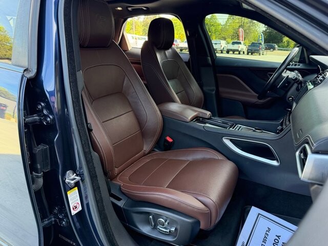 2018 Jaguar F-PACE in Knoxville, TN 37920 - 18139761 17