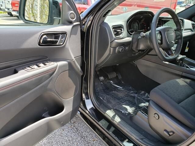 2026 Dodge Durango in Bedford, OH 44146 - 18139772 6