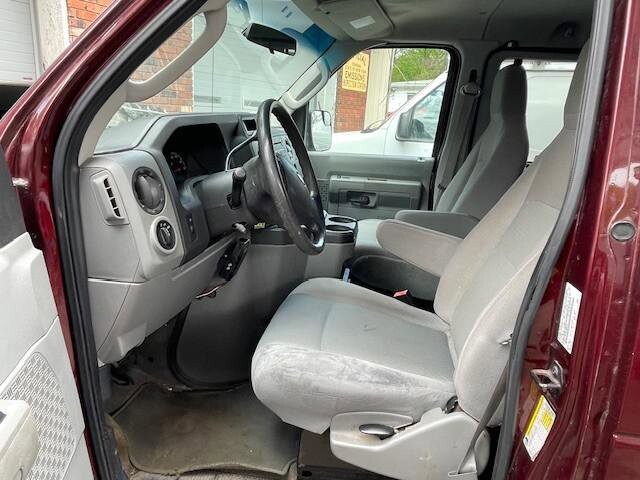 2011 Ford E-350 and Econoline 350 in Blauvelt, NY 10913 - 18139780 9
