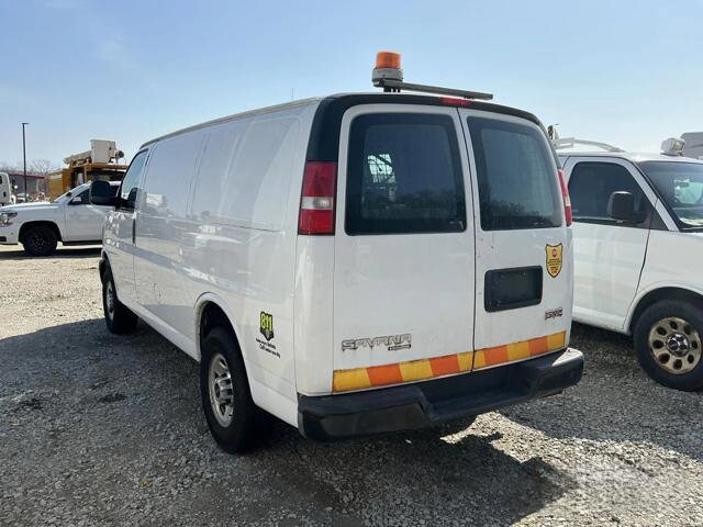 2016 GMC Savana 2500 in Blauvelt, NY 10913 - 18139783 46